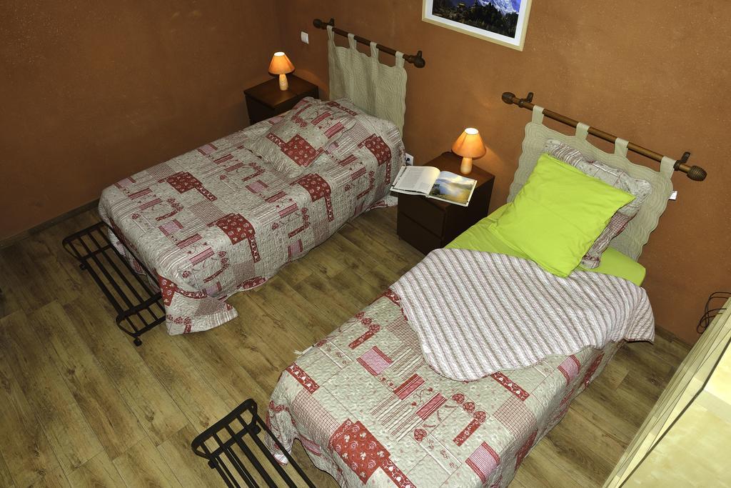Bed and Breakfast La Parenthese Saint-Genix-sur-Guiers Exteriér fotografie
